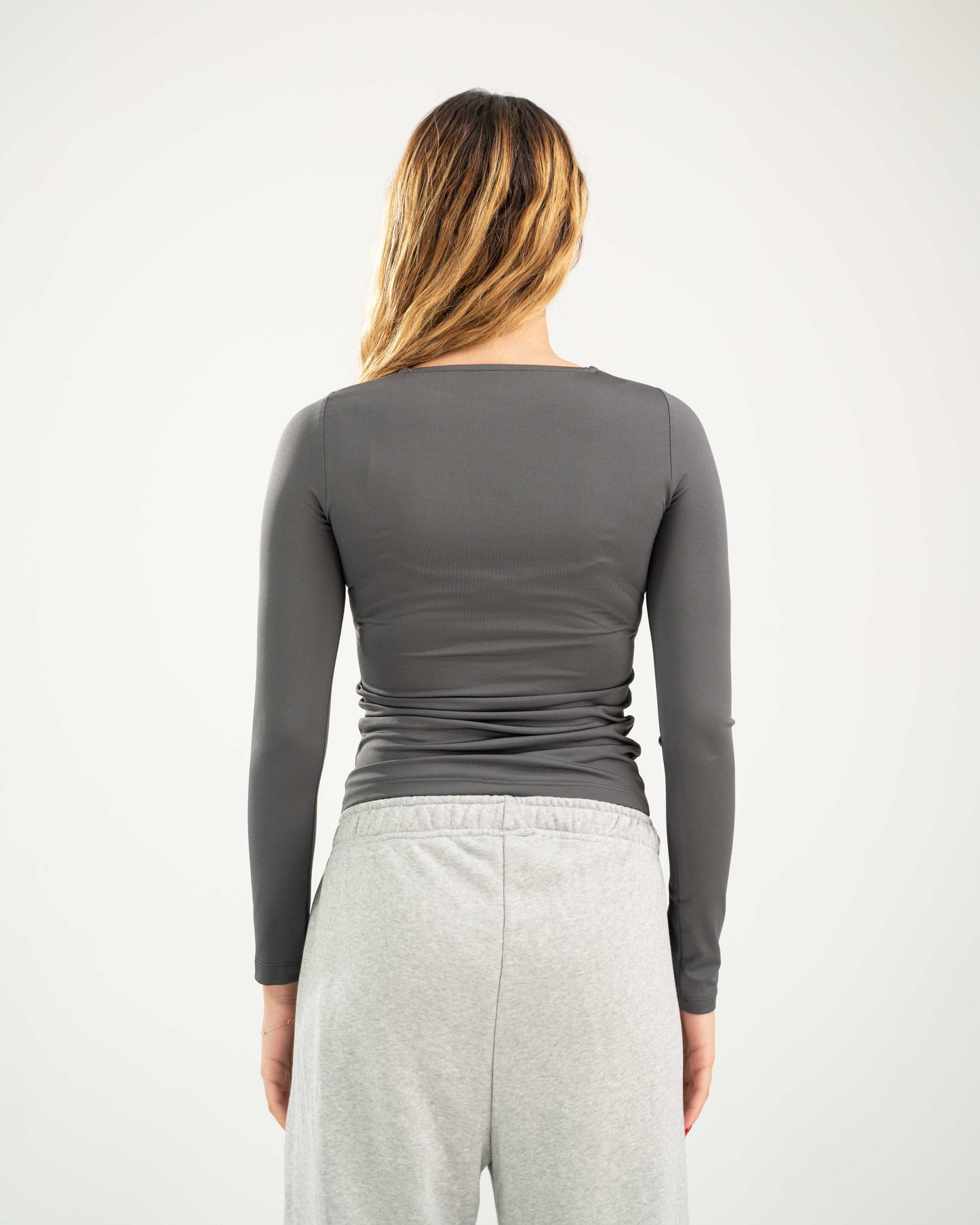 Fitted Long Sleeve Round Neck Top