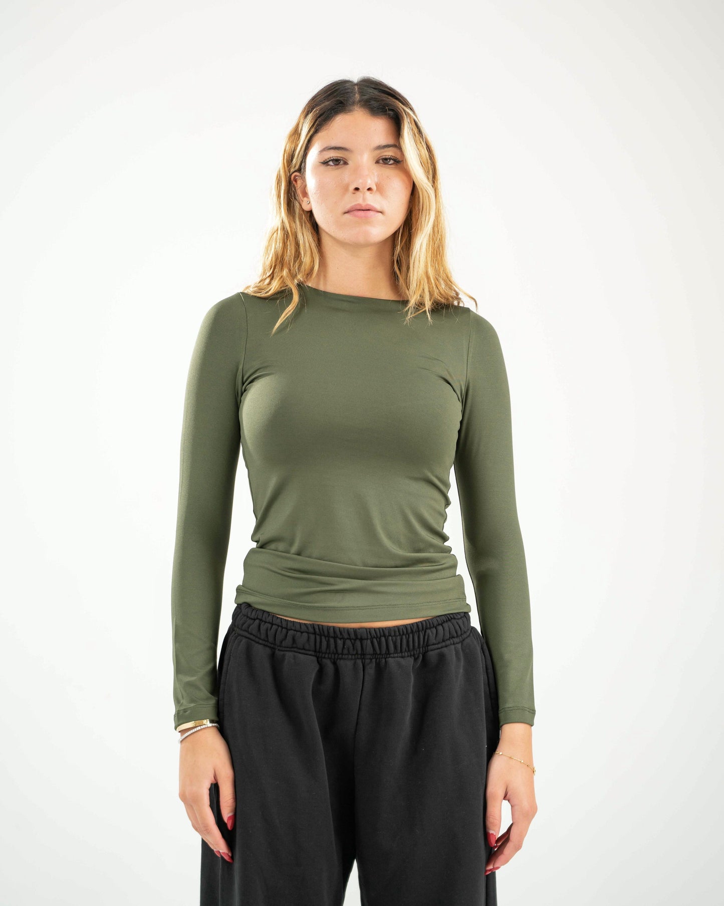 Fitted Long Sleeve Round Neck Top