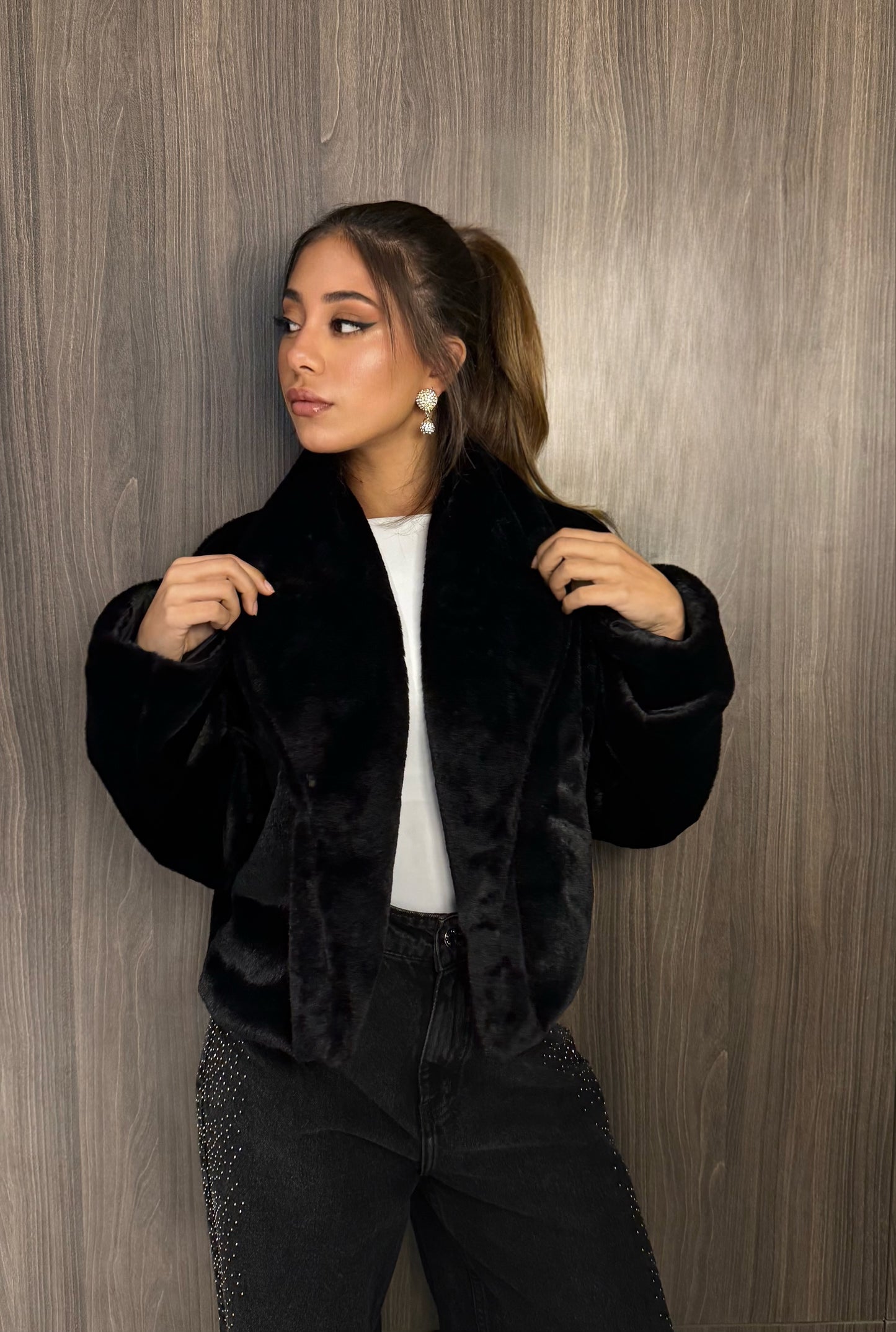 Cropped Fur Jacket - Black