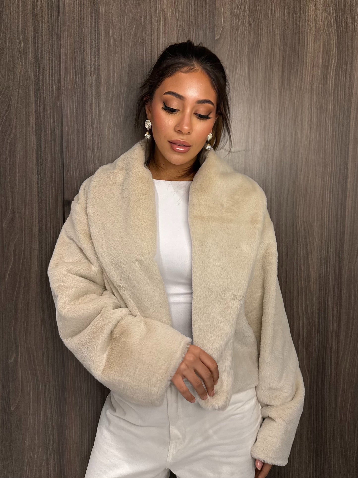 Cropped Fur Jacket - Beige