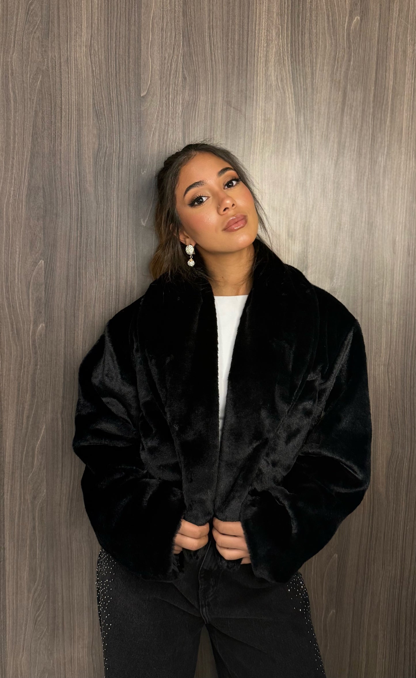 Cropped Fur Jacket - Black